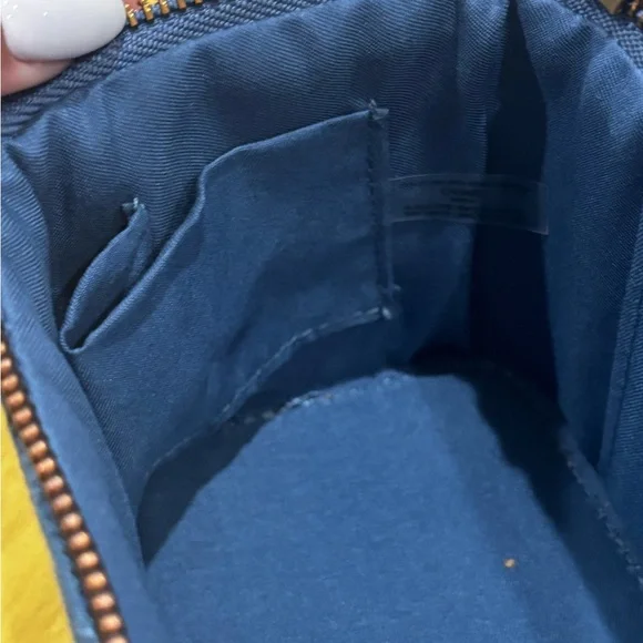 Chanel Makeup line Blue Floral Denim Shoulder Bag with Gold Accents - Picture 10 of 16